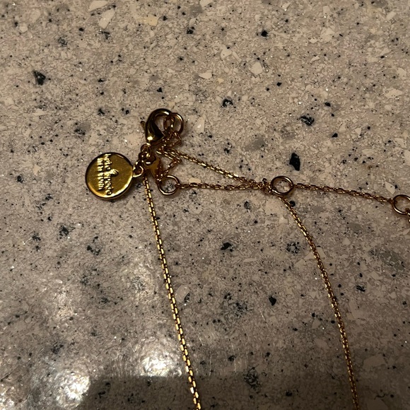 Kate spade Minnie Mouse necklace - Picture 3 of 3